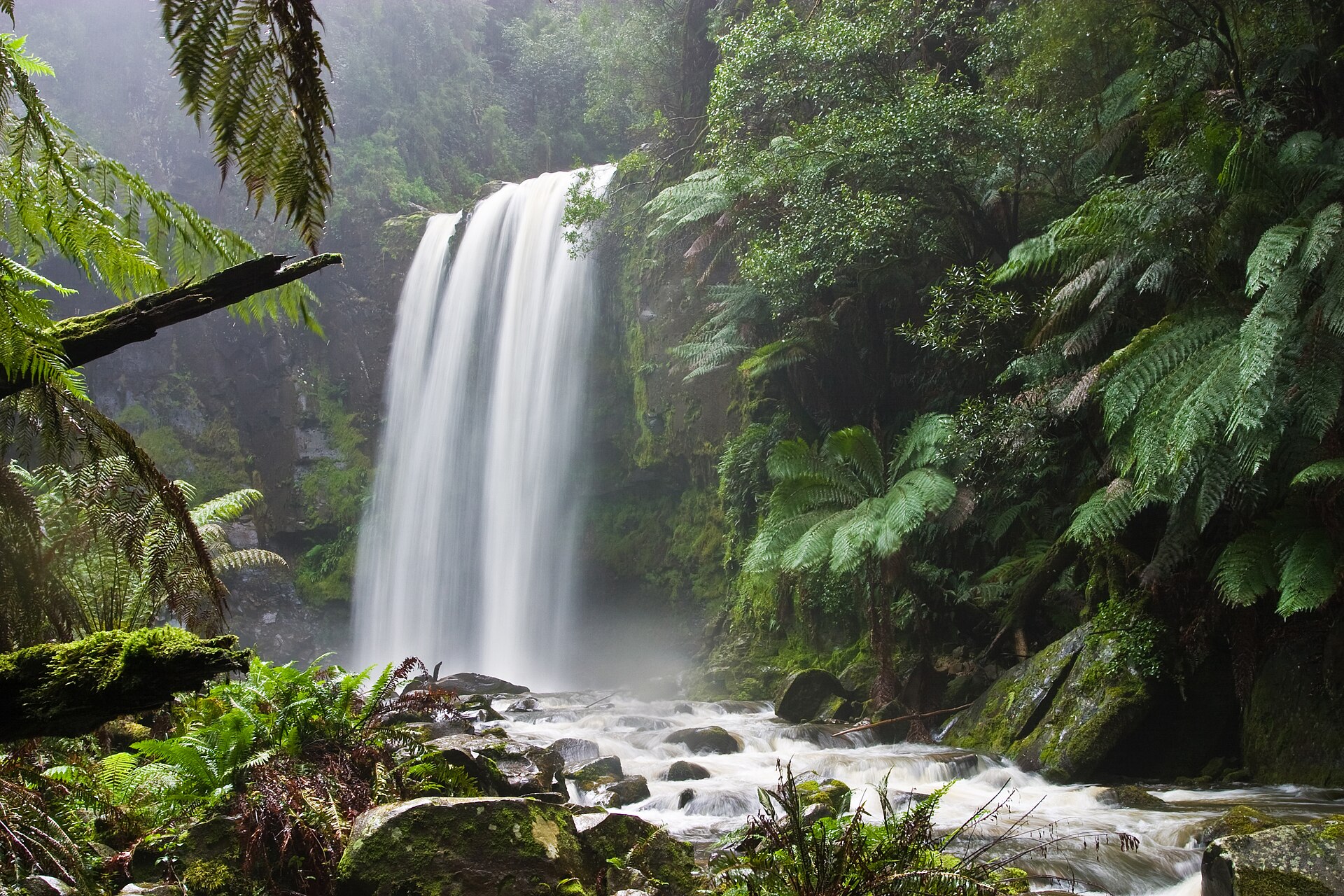 Original photograph of Hopetoun Falls, 2.9 MB JPEG